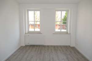* * *ERSTBEZUG nach Instandsetzung - GROSSZÜGIG wohnen in BELIEBTER Wohnanlage* * * – Kirchhoffstraße 5, 9117 Siegmar, Chemnitz – Vorschaubild 6