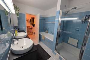 Helle 4,5-Zimmer-Wohnung mit 2 Balkonen in KA-Waldstadt(Europaviertel) – Die vollständige Adresse der Immobilie erhältst du vom Anbieter., 76139 Waldstadt, Karlsruhe – Vorschaubild 2