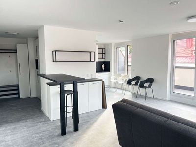 Flexibilität pur! Komplett möblierte, exklusive 2-Zimmer-Wohnung mit Dachterrasse in Passau!