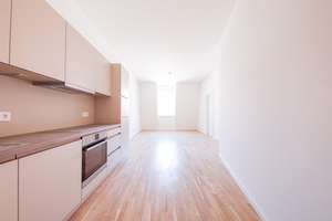 Stilvolle Etagenwohnung mit Wintergarten und moderner Einbauküche – großzügig und lichtdurchflutet – Rampische Straße 18, 1067 Innere Altstadt, Dresden – Vorschaubild 7