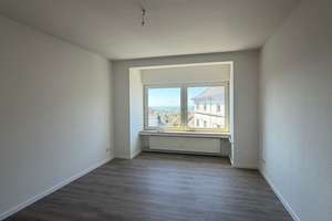 RS-Hindenburgstraße, schöne 2 Zimmer Wohnung KDB – Hindenburgstraße 18, 42853 Scheid, Remscheid – Vorschaubild 2