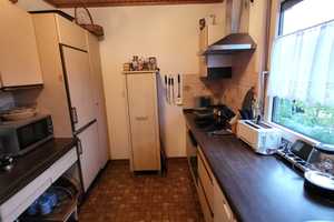 Freistehendes EFH ca. 190 m² Wfl. m. Garten+Einliegerwohnung, komplett unterkellert inkl. Einzelgar. – Würzburg – Vorschaubild 14