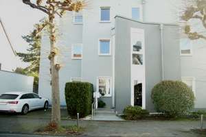 4-Zimmer, großer Sonnenbalkon, Parkett, Kaminofen, Tageslichtbad und Gäste-Duschbad – Sürther Hauptstr. 192, 50999 Sürth, Köln – Vorschaubild 26
