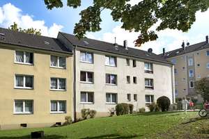 Bezugsfertig! 2-Zimmer-Wohnung in Essen Frohnhausen mit Laminat
