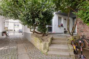 Rheinnahes Mehrparteienhaus mit Entwicklungspotenzial und freier Gewerbeeinheit – Die vollständige Adresse der Immobilie erhältst du vom Anbieter., 50999 Weiß, Köln – Vorschaubild 30