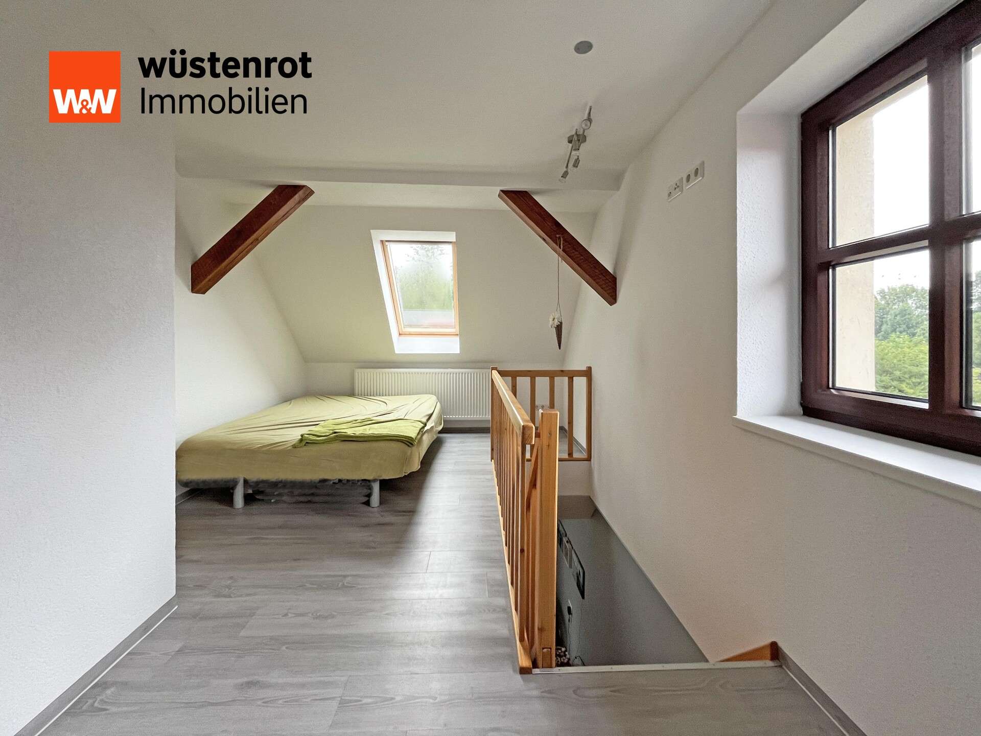 Immobilie in Anklam - WOHNANLAGE MIT EINEM DOPPEL- UND EINEM REIHENDOPPELHAUS + NEBENGEBÄUDE + GARAGE + PHOTOVOLTAIKANLAGE - Bild 5