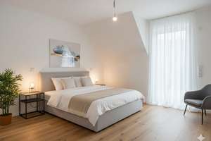 Luxuriöse Dachgeschossresidenz über 5 Zimmer mit direktem Aufzug, zwei Balkonen & hohem Wohnkomfort – Die vollständige Adresse der Immobilie erhältst du vom Anbieter., 65203 Biebrich, Wiesbaden – Vorschaubild 4