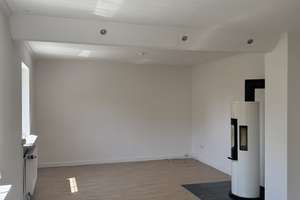 Frisch renovierte 3-Zimmer-Wohnung mit Einbauküche, Garten & Stellplatz in Pansdorf  – Frankfurter Str. 7, 23689 Ratekau – Vorschaubild 3