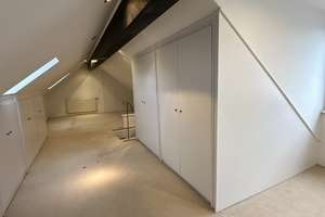 Großzügige Maisonette mit Loft-Charakter | Galerie, Kamin & separates Apartment – Penningsfelder Weg 103, 51069 Dellbrück, Köln – Vorschaubild 4