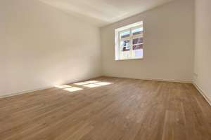 Traumhafte DG-Maisonette-Wohnung - Lichtdurchflutet - EBK - großer Balkon – Die vollständige Adresse der Immobilie erhältst du vom Anbieter., 99085 Krämpfervorstadt, Erfurt – Vorschaubild 10