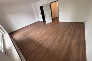 „Erstbezug nach Sanierung | 42 m² | großer Balkon | neue Küche & neues Bad | Waldperlach“ – 81739 Waldperlach, München – Vorschaubild 2