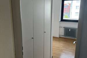  - PROVISIONSFREI - Schöne helle Wohnung-1,5 Zimmer-mit Kochnische-Bad-in zentraler Lage – Die vollständige Adresse der Immobilie erhältst du vom Anbieter., 40229 Eller, Düsseldorf – Vorschaubild 4