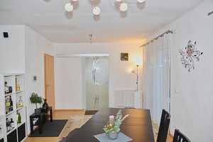 Junges modernes Haus in ruhiger Lage, große Garage, Carport, Garten, Bhf. Strecke  Stuttgart21 - Ulm – Alb-Donau-Kreis – Vorschaubild 6