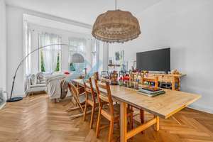Großzügige 3,5-Zimmer-Altbauwohnung mit Balkon – stilvoll renoviert und modernisiert – Die vollständige Adresse der Immobilie erhältst du vom Anbieter., 10247 Friedrichshain, Berlin – Vorschaubild 5