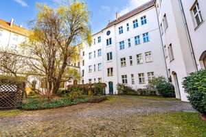 Ruhige und gemütliche 4 Zi.-Altbauwohnung  in bester Lage von Mitte – Planckstraße 20, 10117 Mitte (Ortsteil), Berlin – Vorschaubild 17