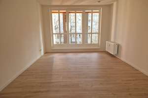 Top sanierte Familienwohnung im Kirchsteigfeld sucht eine neue Familie !