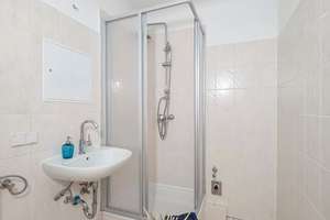 Sonnige Wohnung mit großem Balkon lädt zum Entspannen ein. – Scharnhorstring 14, 39130 Neu Olvenstedt, Magdeburg – Vorschaubild 4