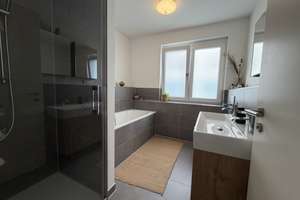 Moderne Doppelhaushälfte - Top Ausstattung  - Perfekt für Familie mit Kindern  – 61381 Friedrichsdorf – Vorschaubild 11