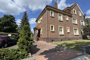 Ein Haus wie kein anderes – Stil, Platz & Gartenmagie in Wolfen – Die vollständige Adresse der Immobilie erhältst du vom Anbieter., 6766 Bitterfeld-Wolfen – Vorschaubild 2