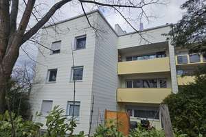 3 Zimmer Wohnung 90 m² mit zwei Balkonen im Regensburger Westen