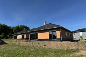 Fertigstellung 10/25 Bungalow mit tollem Ausblick inkl. Grundstück – Thale, Harz (Kreis), 6502 Harz (Kreis) – Vorschaubild 1