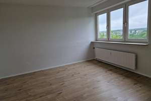 Helle 2-Zimmer-Wohnung in Köln Ostheim - aktuell in Renovierung! – Gernsheimer Straße 8, 51107 Ostheim, Köln – Vorschaubild 2
