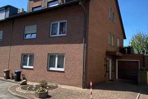 NEUER PREIS: Drei-Familienhaus mit einer Garage im schönen Frintrop – Laaksweg 12a, 45359 Essen – Vorschaubild 1