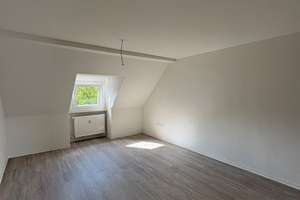 Wohnkomfort mit Aussicht – ideale 3-Zimmer-Wohnung für Paare oder Familien – Batenbrocker Str. 15, 45329 Karnap, Essen – Vorschaubild 3