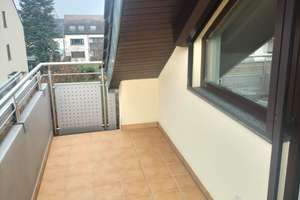 Helle 2 Zimmer Dachgeschosswohnung in Stuttgart Neugereut – Die vollständige Adresse der Immobilie erhältst du vom Anbieter., 70378 Neugereut, Stuttgart – Vorschaubild 1