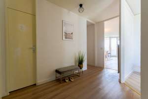 Vollständig sanierte 3-Zimmer-Wohnung in zentraler Lage im Ihmezentrum – Die vollständige Adresse der Immobilie erhältst du vom Anbieter., 30449 Linden-Mitte, Hannover – Vorschaubild 2