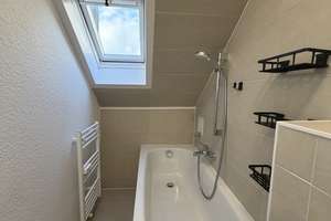 Attraktive  HELLE UND RUHIGE 2 Zimmerwohnung moderner Ausstattung SANIERT – Gumbertstraße 83, 40229 Eller, Düsseldorf – Vorschaubild 13