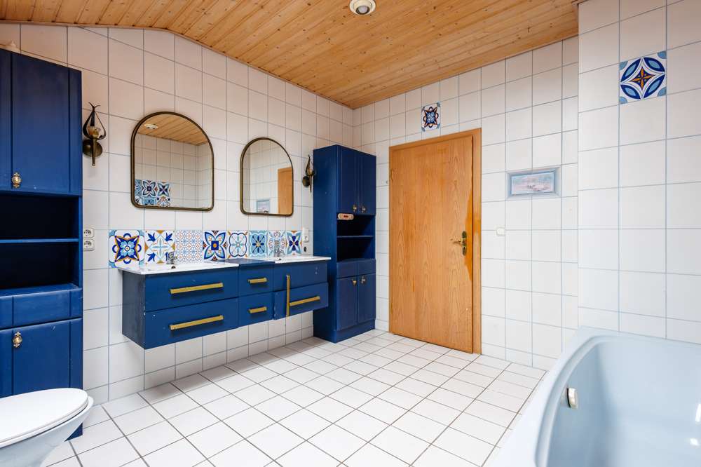 Immobilie in Engelsberg - Schönes Einfamilienhaus mit Garten, Terrasse und Doppelgarage–ruhige Familienidylle im Chiemgau - Bild 8