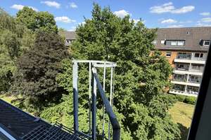 Frisch sanierte 1-Zimmer-DG-Wohnung mit Designerbad & Parkett in Köln-Weidenpesch – Nerusser strasse 50737, 50737 Longerich, Köln – Vorschaubild 21