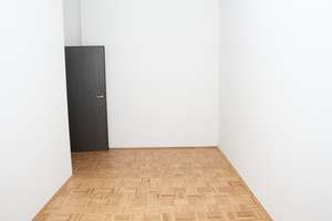Wohnung mit Parkett und Südbalkon zum grünen Innenhof – Richardstraße 5, 9113 Schloßchemnitz, Chemnitz – Vorschaubild 13
