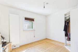 Großzügiges Zweifamilienhaus mit Garten und 3 Garagen in Ludwigshafen-Friesenheim – 67063 Friesenheim, Ludwigshafen am Rhein – Vorschaubild 12