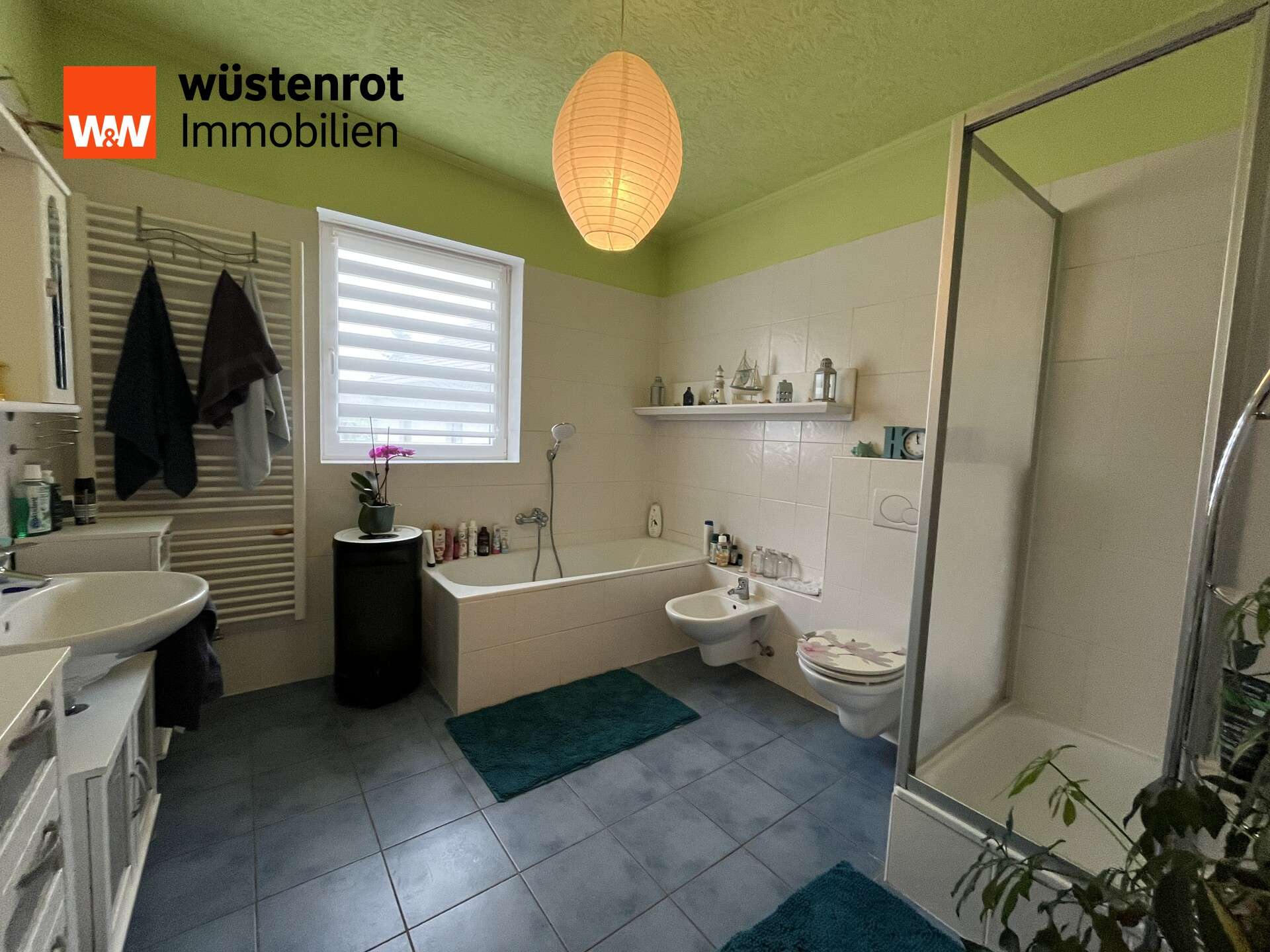 Immobilie in Mallersdorf-Pfaffenberg - Charmantes Zweifamilienhaus mit Laden - Bild 3