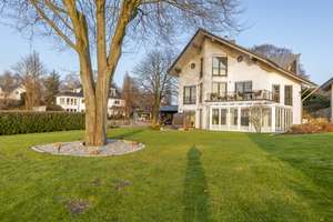 Einmaliger 180° Wasserblick auf 3 Ebenen!
Traumhaus am Nord-Ostsee-Kanal! – Die vollständige Adresse der Immobilie erhältst du vom Anbieter., 24790 Schacht-Audorf – Vorschaubild 39
