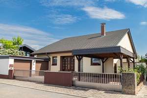 Großzügiges Einfamilienhaus mit Charakter und Ausbaupotenzial – Die vollständige Adresse der Immobilie erhältst du vom Anbieter., 68723 Oftersheim – Vorschaubild 2