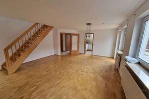 2‑Zimmer‑Maisonette über zwei Ebenen mit Balkon, EBK und Stellplatz