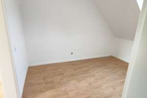 Gemütliche, teilsanierte 4-Zimmer-DG-Whg. – Alleestr. 27, 58097 Altenhagen, Hagen – Vorschaubild 7