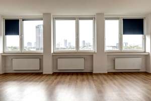 Modernes Single-Appartement in Uni-Nähe: Nach umfassender Sanierung – Viehofer Platz 15, 45127 Stadtkern, Essen – Vorschaubild 2