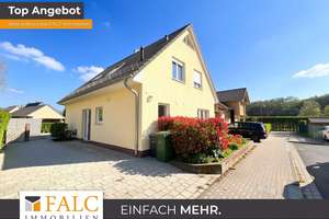 Wohnen mit Komfort in Wahlscheid: Einfamilienhaus mit Kamin, Garten und moderner Küche – Die vollständige Adresse der Immobilie erhältst du vom Anbieter., 53797 Lohmar – Vorschaubild 1