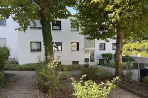 Attraktive  3 Zimmer ETW, Sonnen- Balkon inkl. 1 TG-PKW Stellpatz, Komponistenviertel