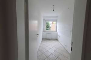 Sanierte 2-Zimmer-Wohnung mit Balkon und viel Platz zur freien Entfaltung – Fürstenbergplatz 4, 51379 Opladen, Leverkusen – Vorschaubild 5