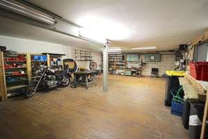 3 Wohnungen oder 5 Apartments: Wohnhaus möbliert, mit Gewerbefläche am Marktplatz in Homberg (Efze)  – Die vollständige Adresse der Immobilie erhältst du vom Anbieter., 34576 Homberg (Efze) – Vorschaubild 48
