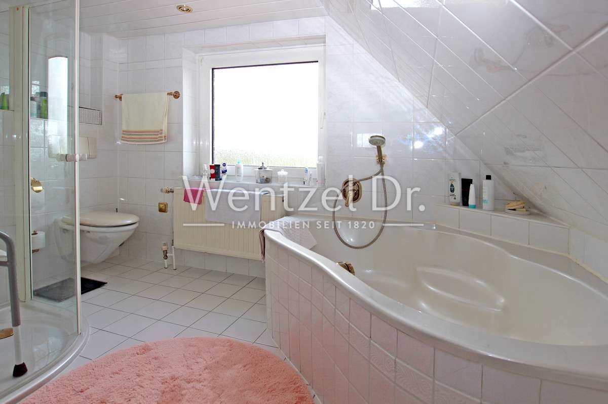 Immobilie in Pampow - Großzügiges Anwesen mit separater 300 qm großen Kalthalle am Rande Schwerins ! - Bild 0