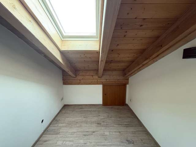 Immobilie in Anger - Großzügige und gemütliche Dachgeschosswohnung in ländlicher Wohnlage! - Bild 11