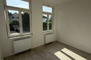 Frisch sanierte 2-Zimmer-Altbauwohnung mit Balkon – Langelohstraße 13, 22609 Osdorf, Hamburg – Vorschaubild 2