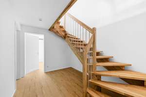 Modernes Neubau-REH Ost in Bruckmühl – direkter TG-Zugang – Die vollständige Adresse der Immobilie erhältst du vom Anbieter., 83052 Bruckmühl – Vorschaubild 10