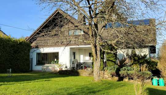 Bild von Freistehendes modernes EFH/Bungalow mit schönem Garten und Ausbaupotenzial in Heidenrod-Ortsteil